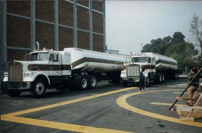 De Kenworth vrachtwagens op locatie in Mexico.